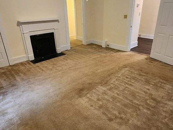 4th image of 27 Curry St
