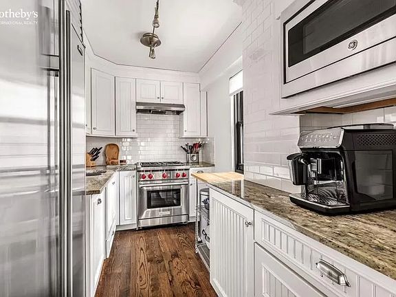 5th image of 411 E 57th St #11AB