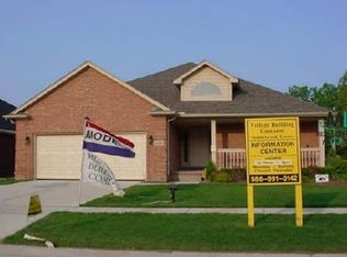 40310 Longhorn, Sterling Heights, MI 48313