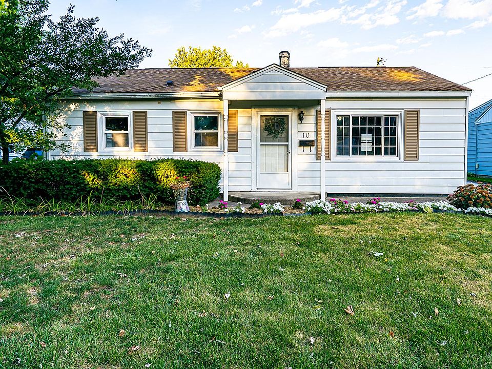 1st image of 10 Ryan Dr