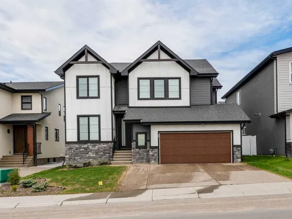 64 E Waterford Ter, Chestermere, AB T1X 2P7