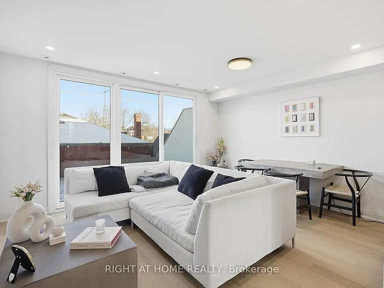 3400 Lake Shore Blvd W #217 — Photo 8