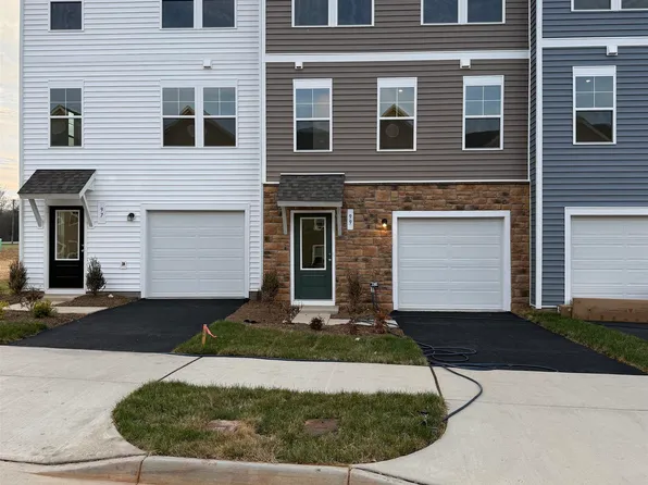 99 Oldfield Dr, Charlottesville, VA 22902