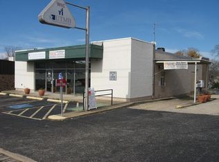 1210 10th St, Huntsville, TX 77320