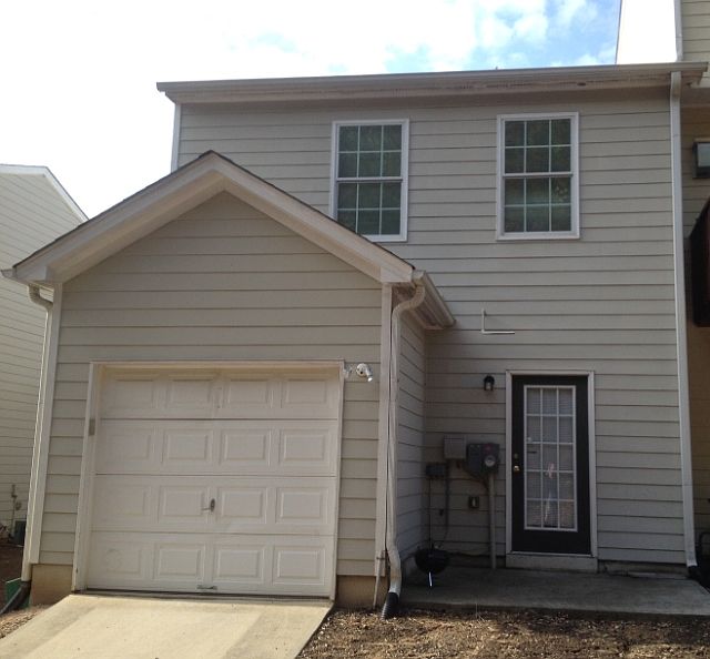 2nd image of 222 Riverstone Commons Cir