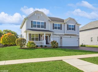 1380 Ritter St, North Aurora, IL 60542