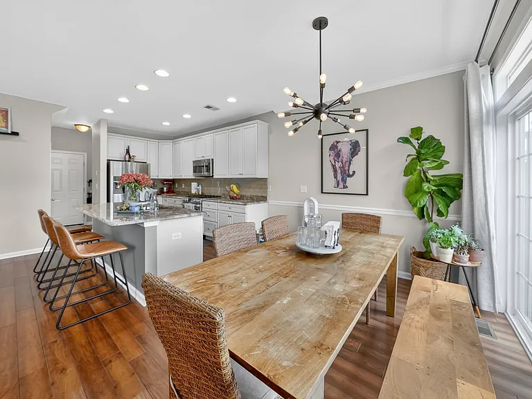 97 Autumn Ln — Photo 15