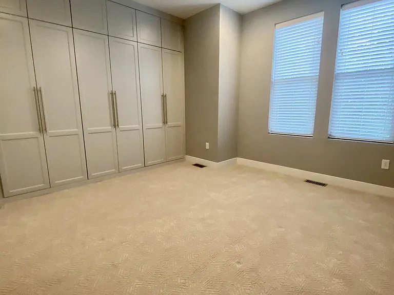 1075 Mariposa St — Photo 29