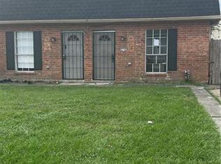 8548 Valor Dr, Chalmette, LA 70043