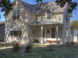 140 Morefield Ave, Baltic, SD 57003