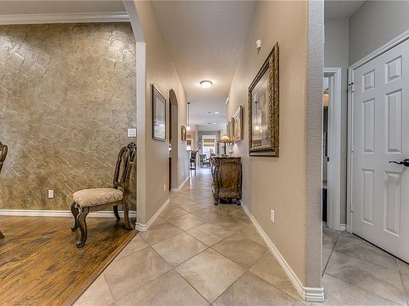 4th image of 2168 Liriope Ln