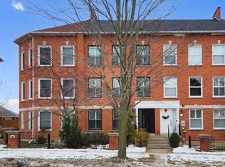 139 John West Way W, Aurora, ON L4G 7E3