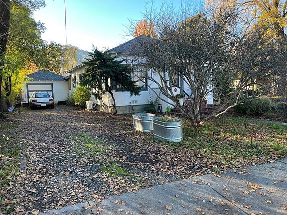4th image of 720 S Oak Street