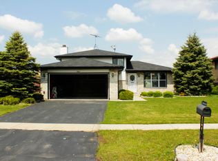 4064 Russet Way, Country Club Hills, IL
