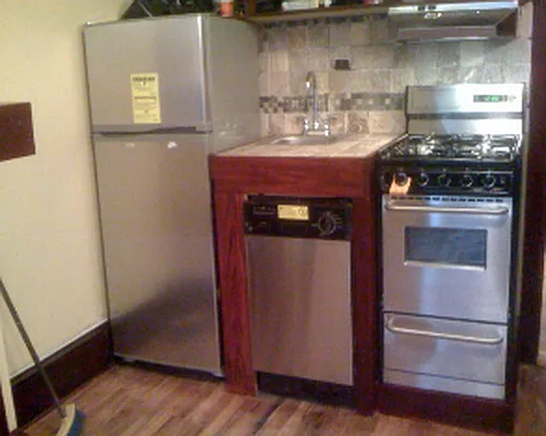 Rented by Adina Realty | media 29