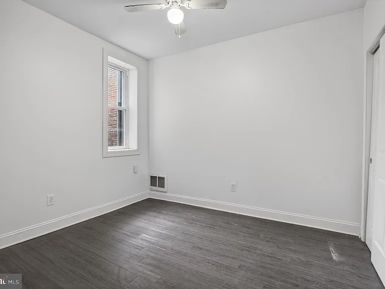 3138 W Allegheny Ave #A — Photo 9