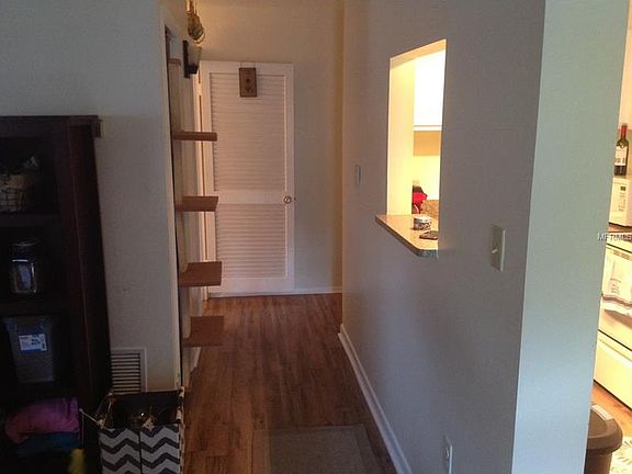 4th image of 2555 N Alafaya Trl APT 108