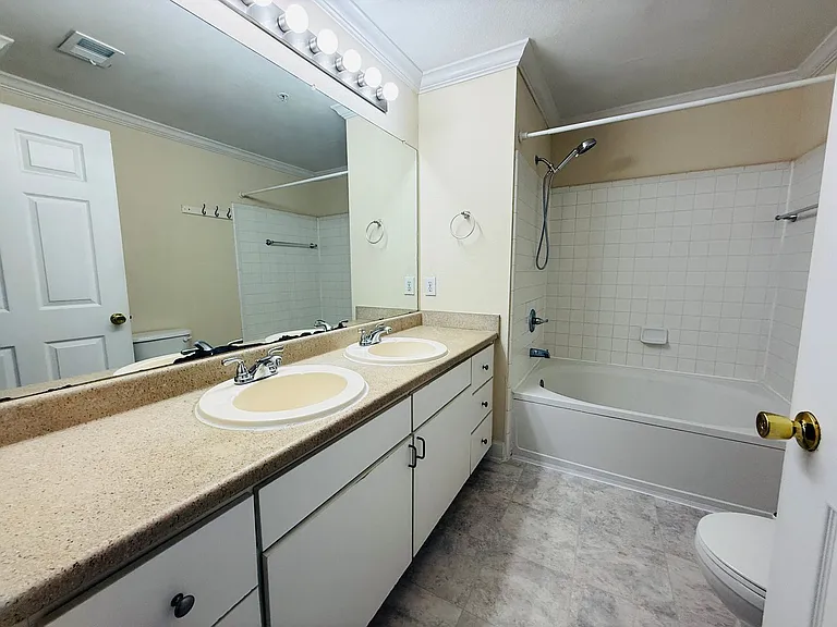 18557 Bridle Club Dr — Photo 21