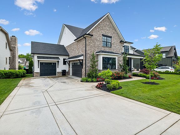 3rd image of 5729 Bridgemore Blvd