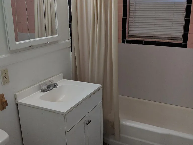 822 S San Pablo Ln — Photo 3