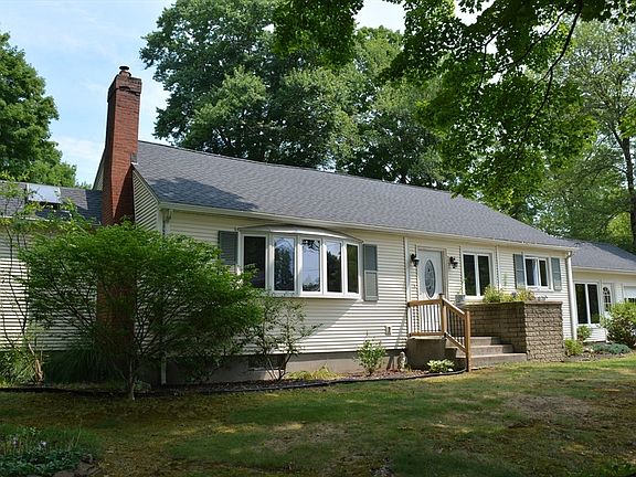 2nd image of 18 Highland Park Dr