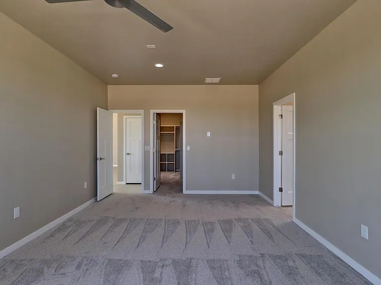 4607 Melrose Rd — Photo 17