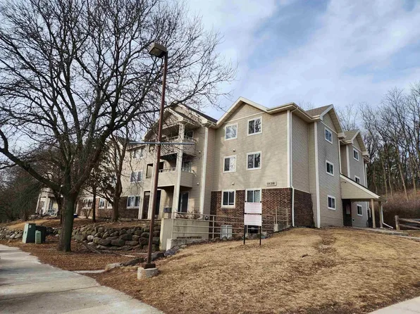 1128 MORRAINE VIEW Drive #102, Madison, WI 53719