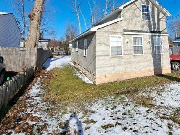 419 E Yates St, East Syracuse, NY 13057