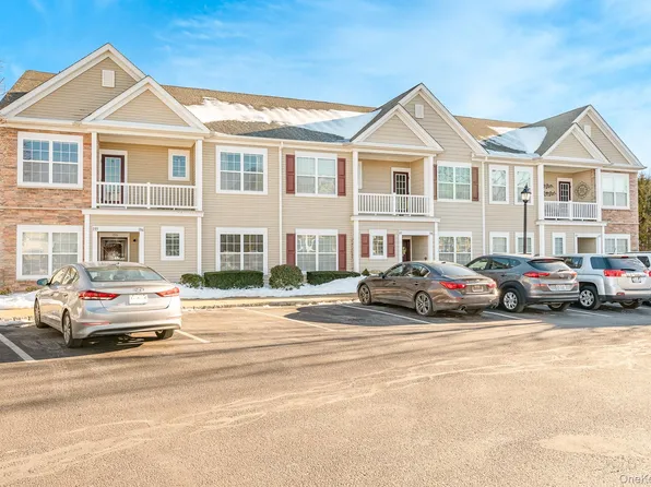 196 Somerset Drive, Massapequa, NY 11758