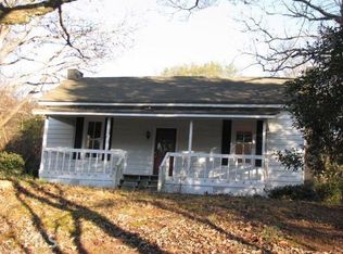 959 Smokey Rd, Newnan, GA 30263