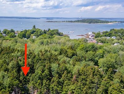 582 Fern Avenue, Long Island, ME, 04050