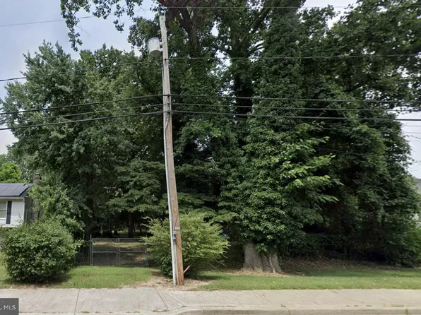 Glenarden Pkwy, Lanham, MD 20706