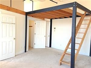 2nd image of 1227 Jackson St APT 314