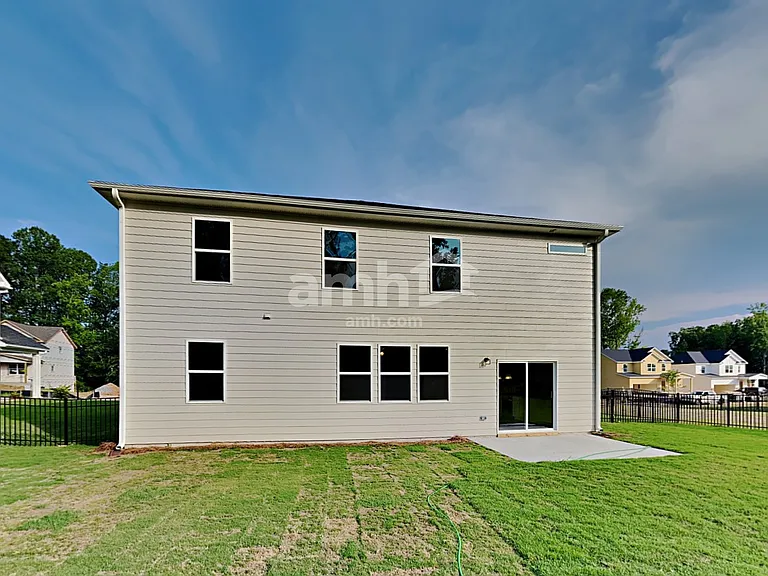 5070 Hudson Valley Dr — Photo 25