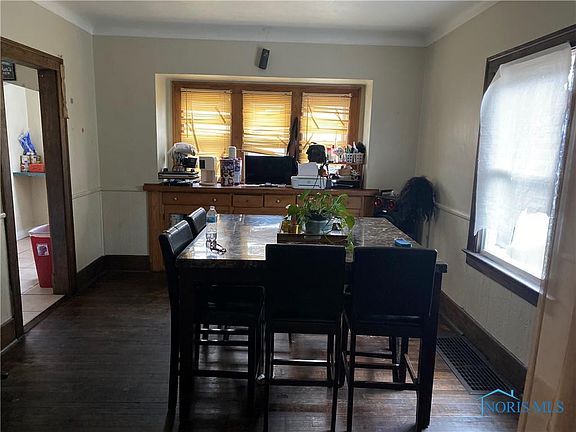 2nd image of 4128 Thornton Ave