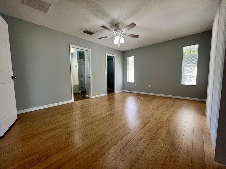 731 John Carroll Ln — Photo 15
