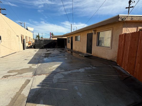 13037 Paramount Blvd #B