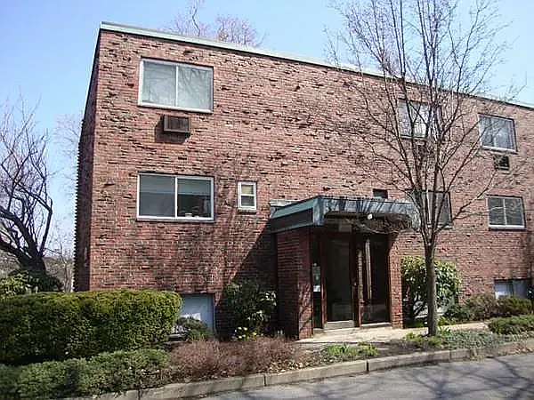 53 Saint Paul St #3