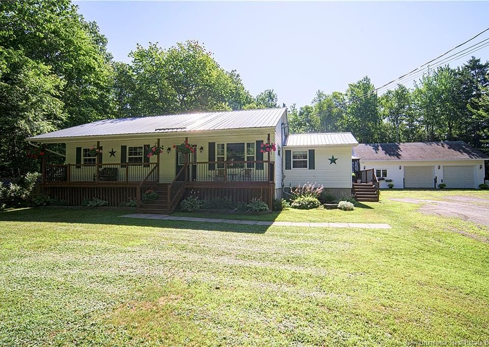 1st image of 19 Christopher Dr