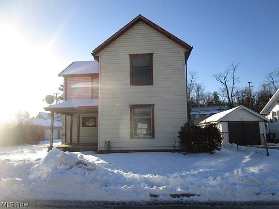 3rd image of 274 N 8th St