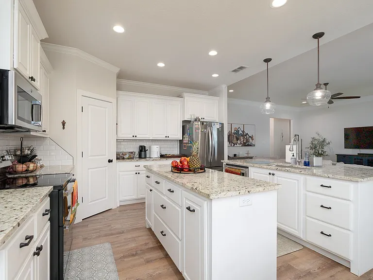 358 Blue Lake Dr — Photo 22
