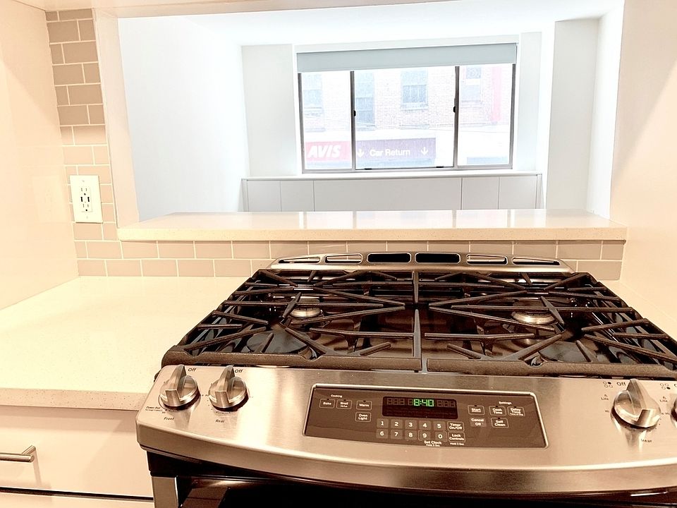 1st image of 520 W 43rd St APT 2H
