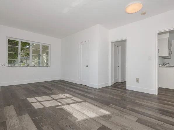 8340 Crespi Blvd APT 20, Miami Beach, FL 33141
