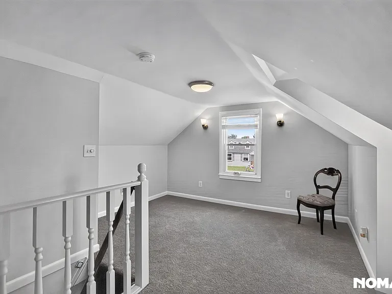 8217 Cornwall Rd — Photo 15