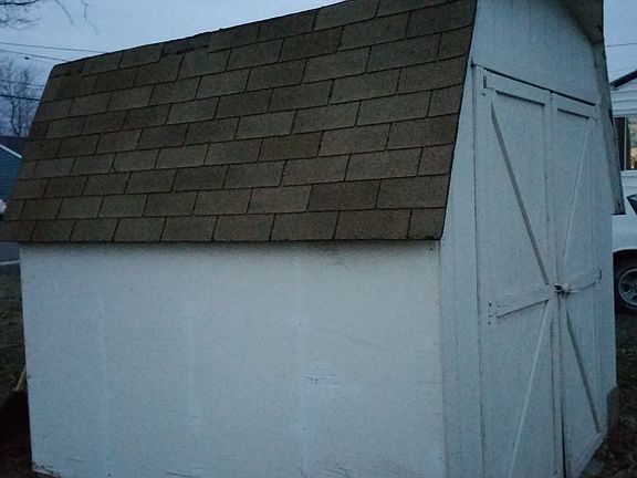 3rd image of 212 King St