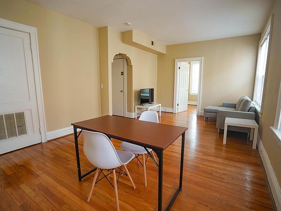 3rd image of 900 Eastgate Ave #2N