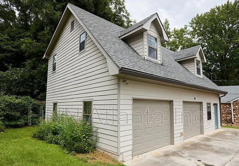2838 Mitchell Pl #GARAGE APPT- B — Photo 2