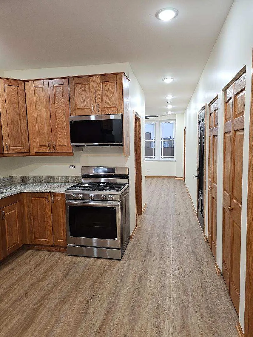 2 bed, $1,750 — Photo 4