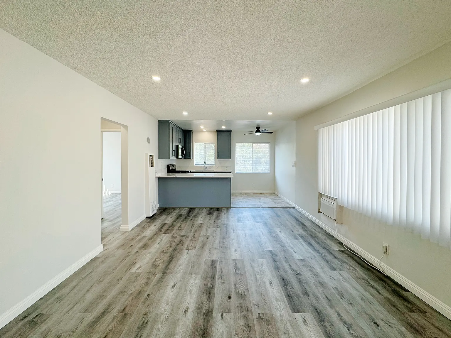 255 S Pine St — Photo 2