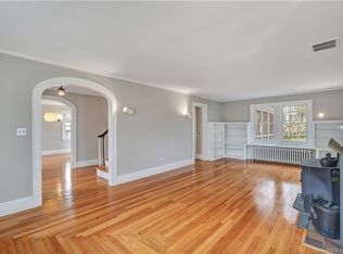 60 Churchill Rd, Hamden, CT 06517